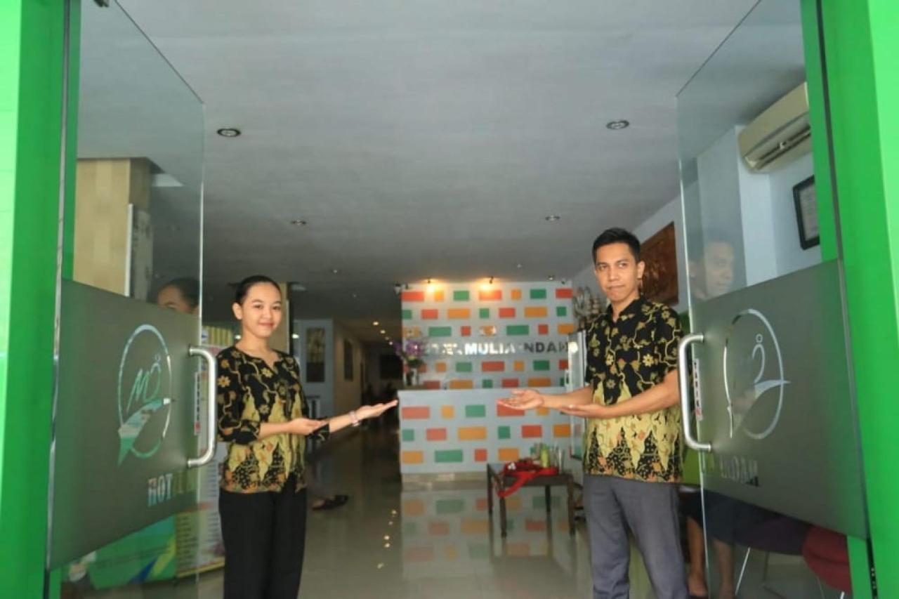 Urbanview Hotel Mulia Indah Palopo ภายนอก รูปภาพ